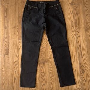 Armani Exchange Black Jeggings with Modern Design